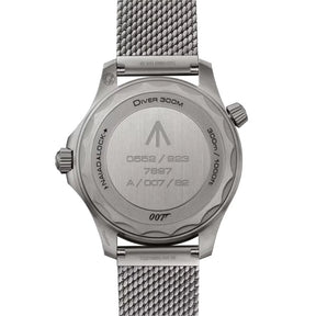 Omega Seamaster Diver 300M Edição 007